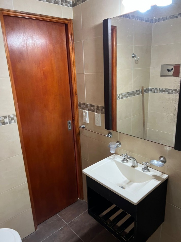 Chalet de 3 ambientes - Calle 29 e/ 6 y 7 - 293