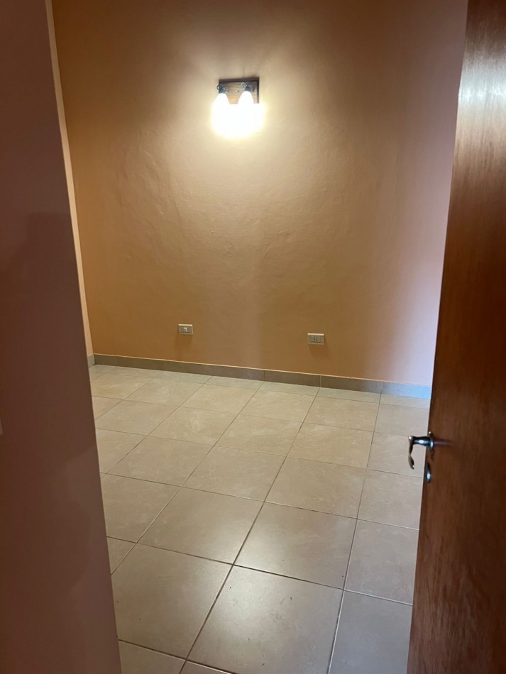 Chalet de 3 ambientes - Calle 29 e/ 6 y 7 - 293