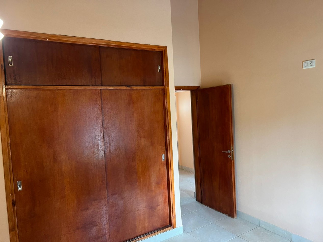 Chalet de 3 ambientes - Calle 29 e/ 6 y 7 - 293