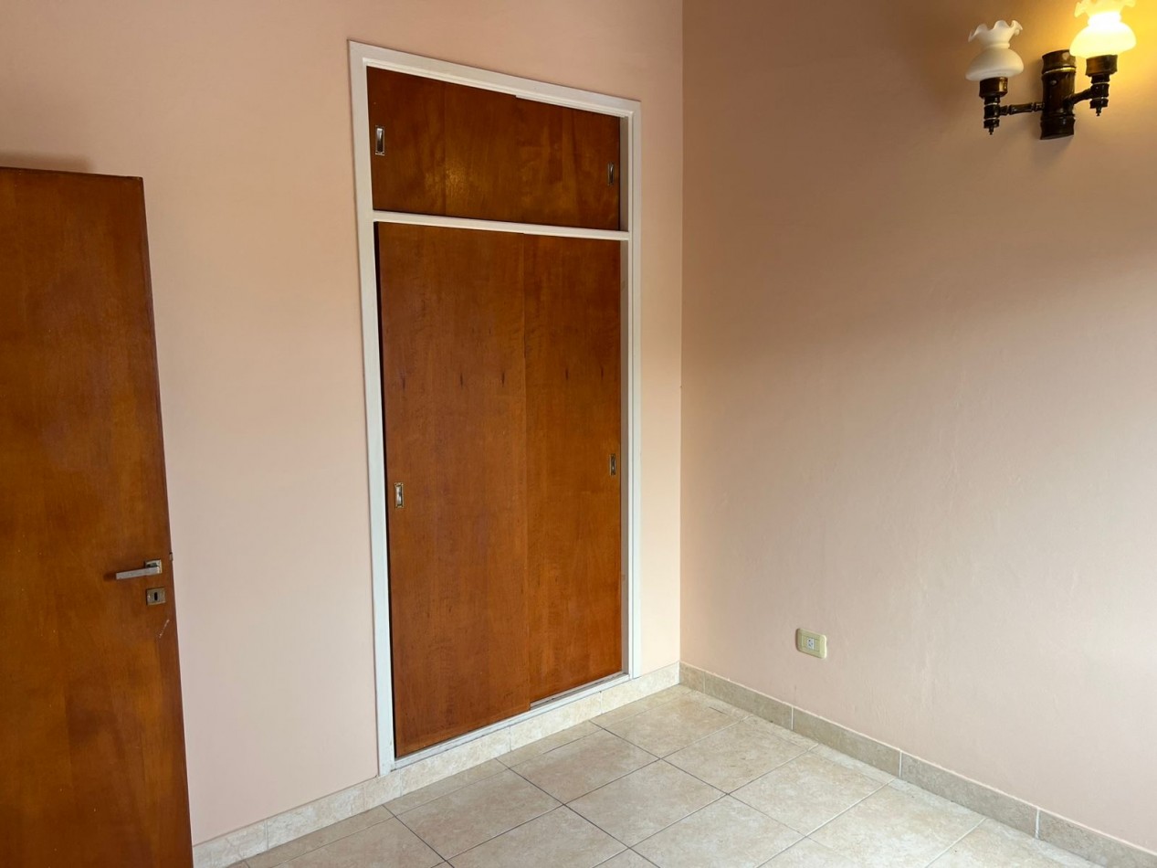 Duplex de 3 ambientes - Calle 64 e/1 y 2 - 642