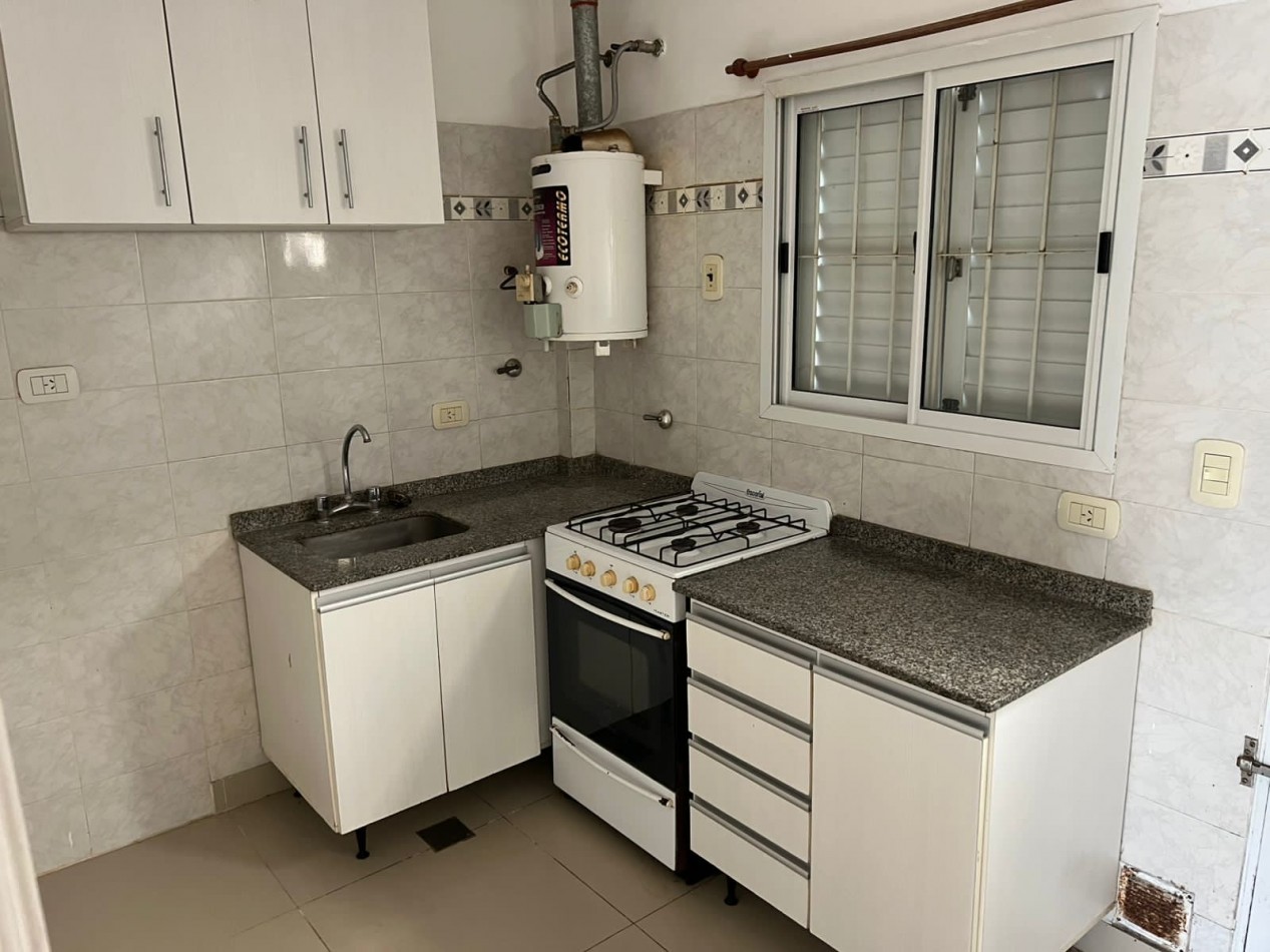 Duplex de 3 ambientes - Calle 64 e/1 y 2 - 642