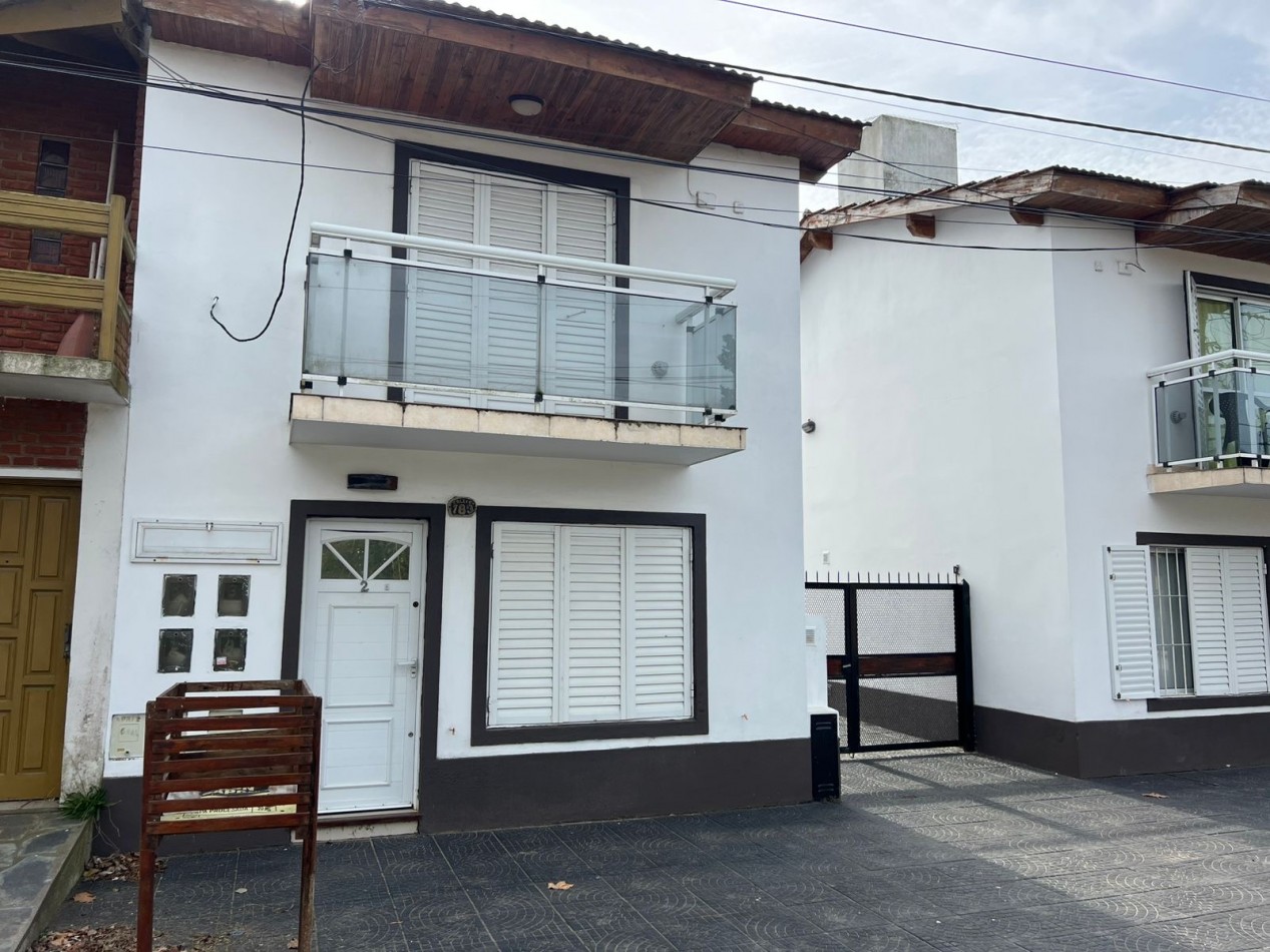 Duplex de 3 ambientes - Calle 64 e/1 y 2 - 642
