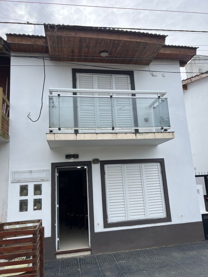 Duplex de 3 ambientes - Calle 64 e/1 y 2 - 642