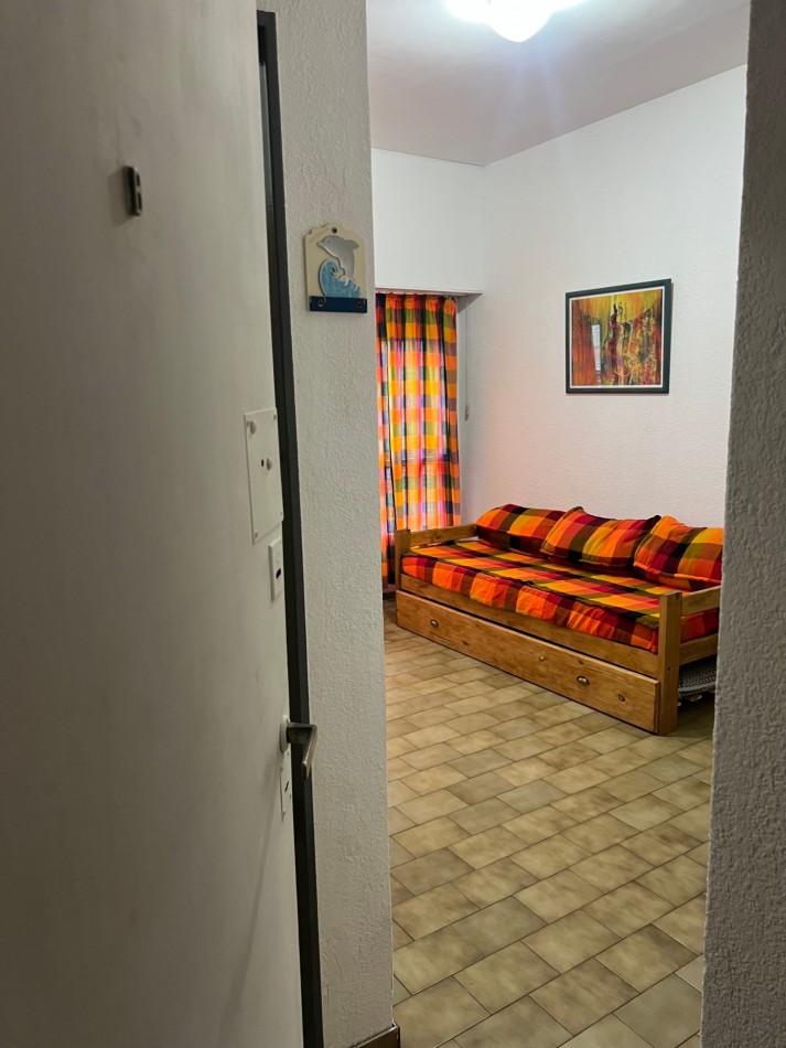 V17 - Depto. 2 Ambientes - Calle 34 N°202 Esq. 2 - 2° piso