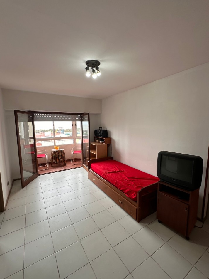 V47 - Departo. 2 Ambientes - Diagonal 18 N°1350 e/ 40 y 41 - 6° Piso