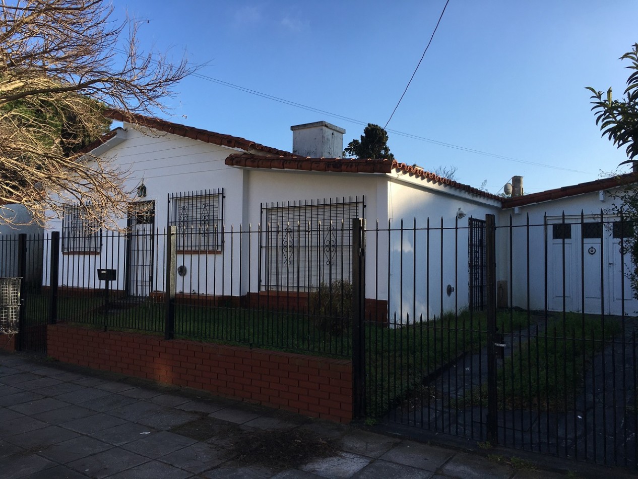 V78 - Chalet 4 ambientes - Calle 34 N°483