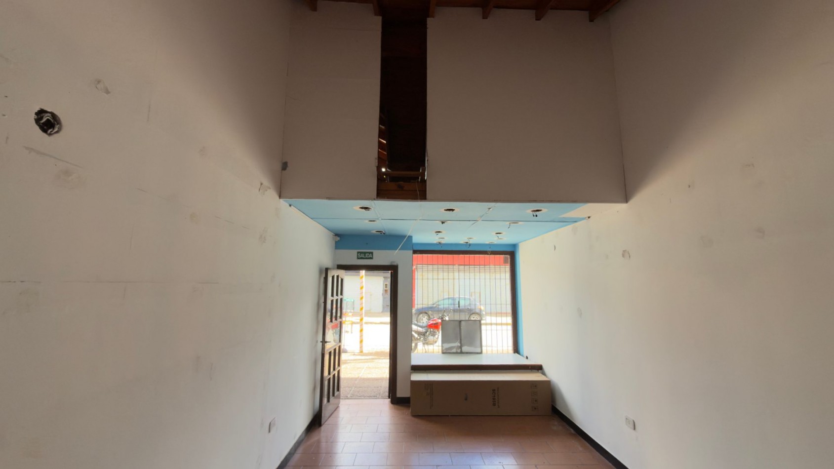 A3 - Local Calle 2 N°680 e/ 33 y 34