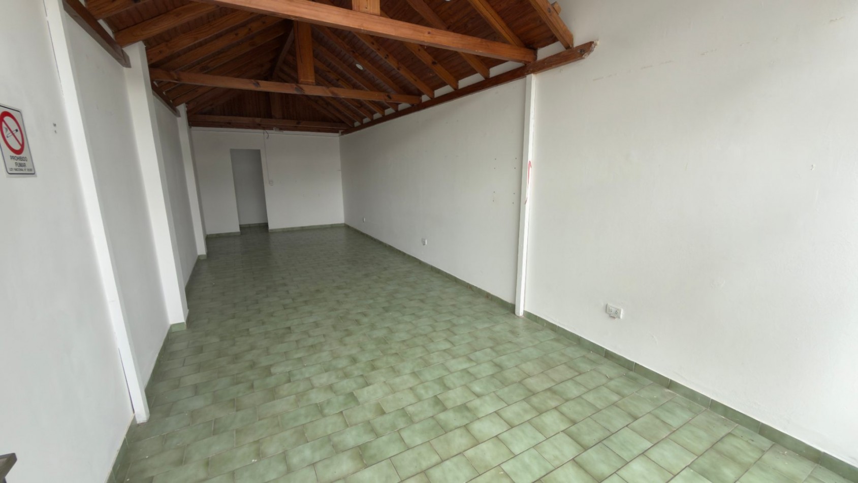 A8 - Local Calle 33 N°290 e/ 33 y 34