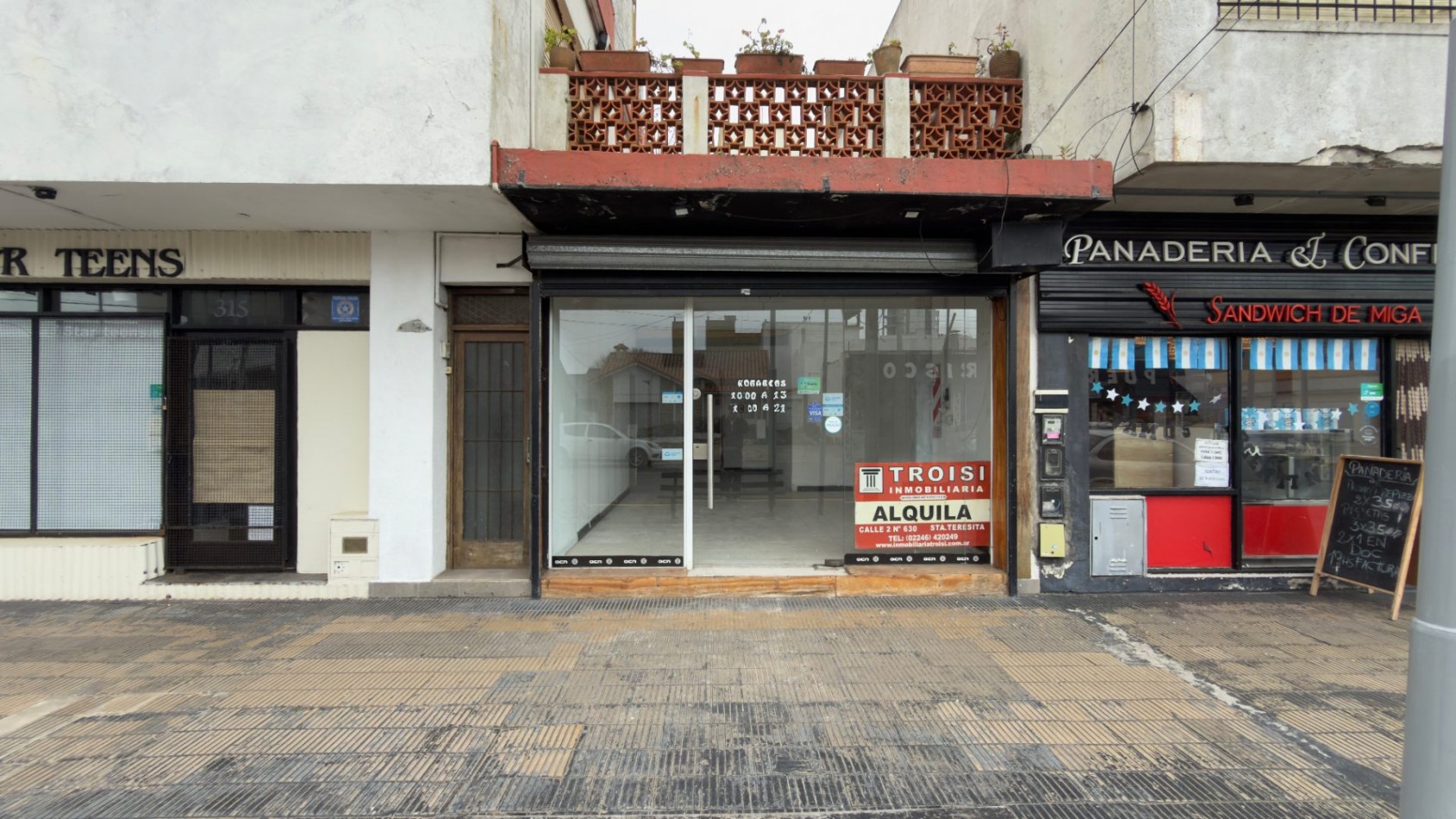 A10 - Local Calle 32 N°317 e/ 3 y 4