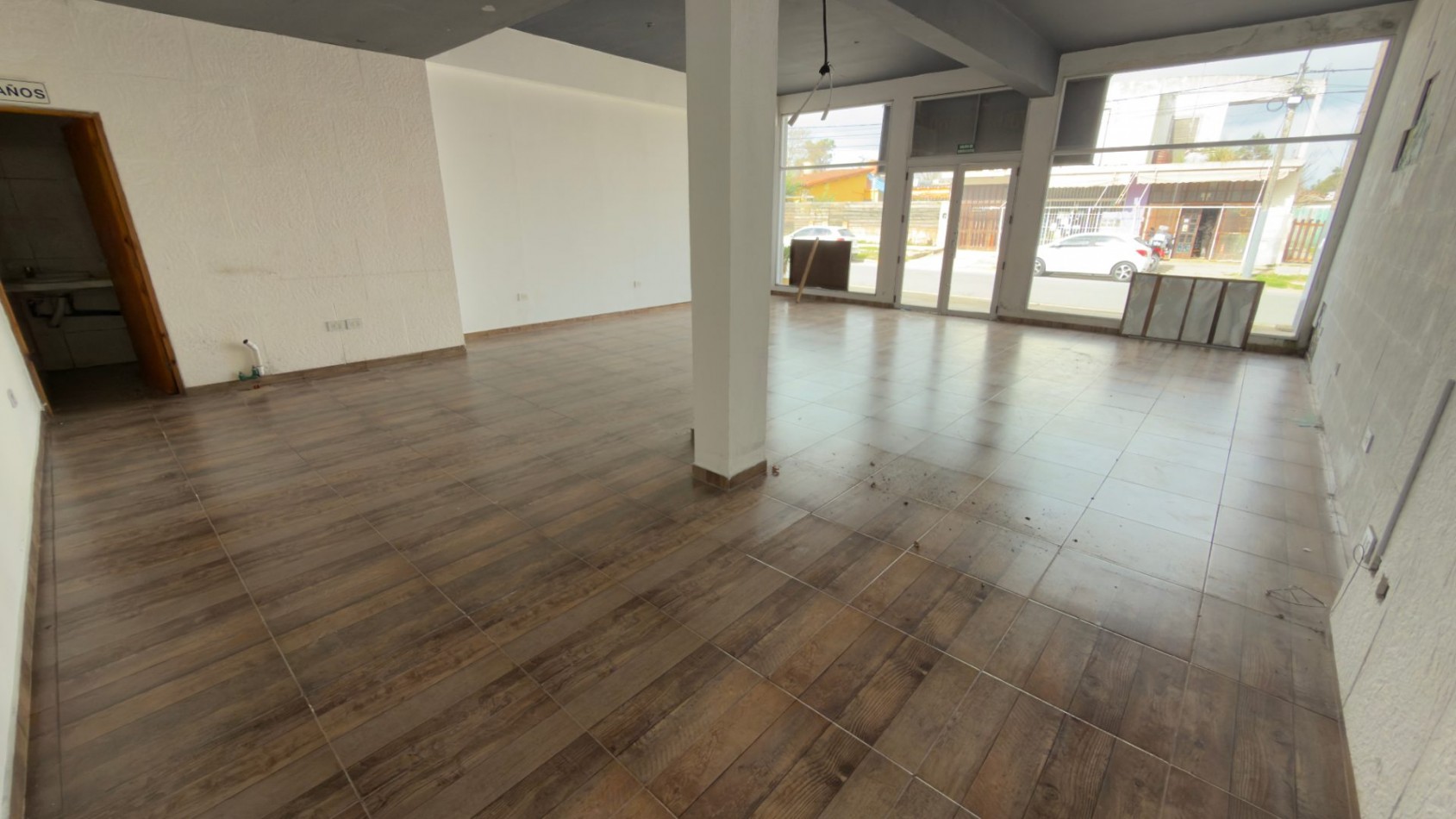 A11 - Local Calle 32 N°941 e/ 9 y 10