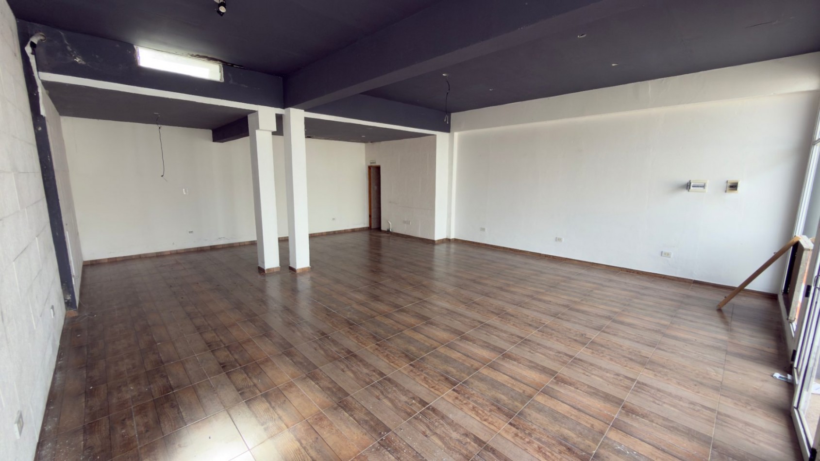 A11 - Local Calle 32 N°941 e/ 9 y 10