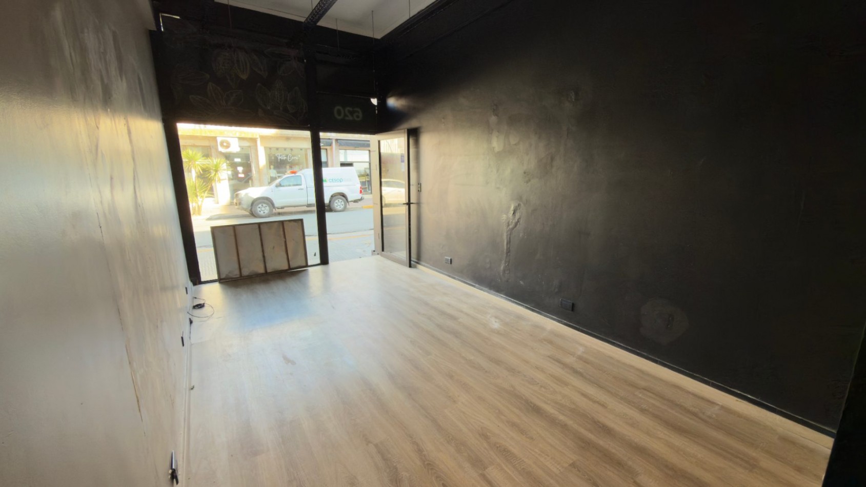 A13 - Local Calle 2 N°620 e/ 33 y 34