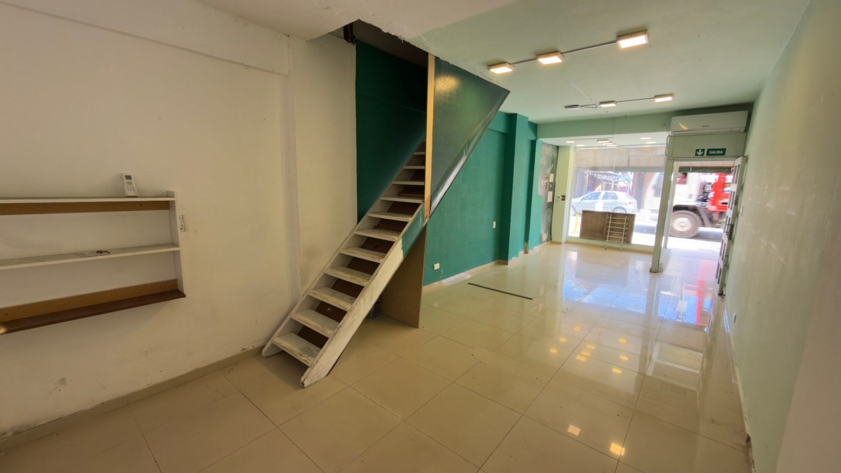 A16 - Local Calle 2 N°666 e/ 33 y 34