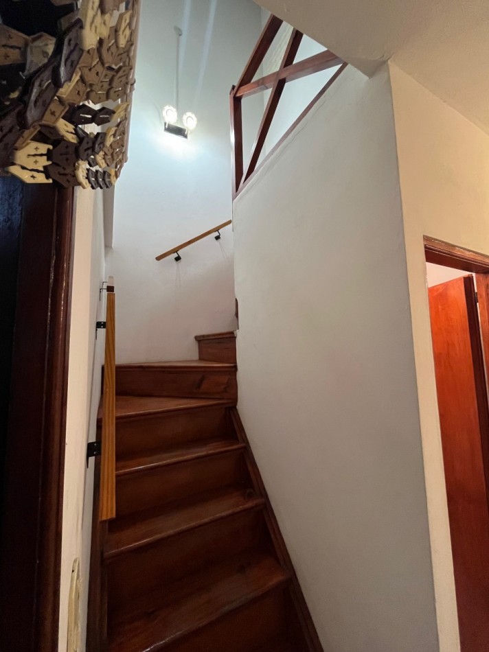 Duplex 3 ambientes - Calle 44 N°167 e/ 1 y 2 - V13