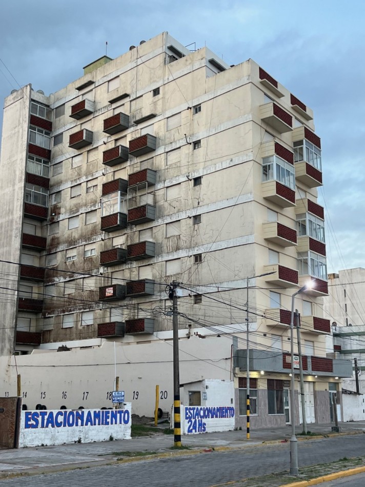 Depto. 3 ambientes - Av. Costanera e/31 y 32 - V40