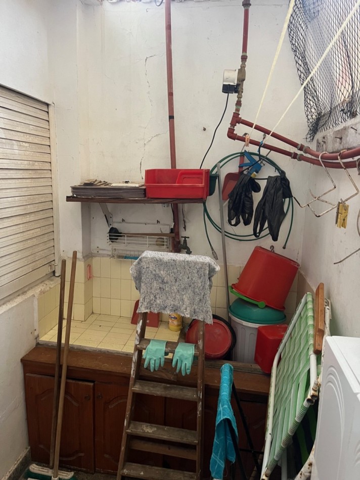 Depto. 3 ambiente - Calle 30 N°350 e/3 y 4 - V46