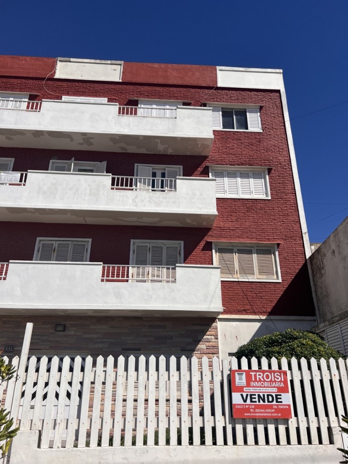 Depto. 3 ambientes - Av. Costanera N°651 - V27
