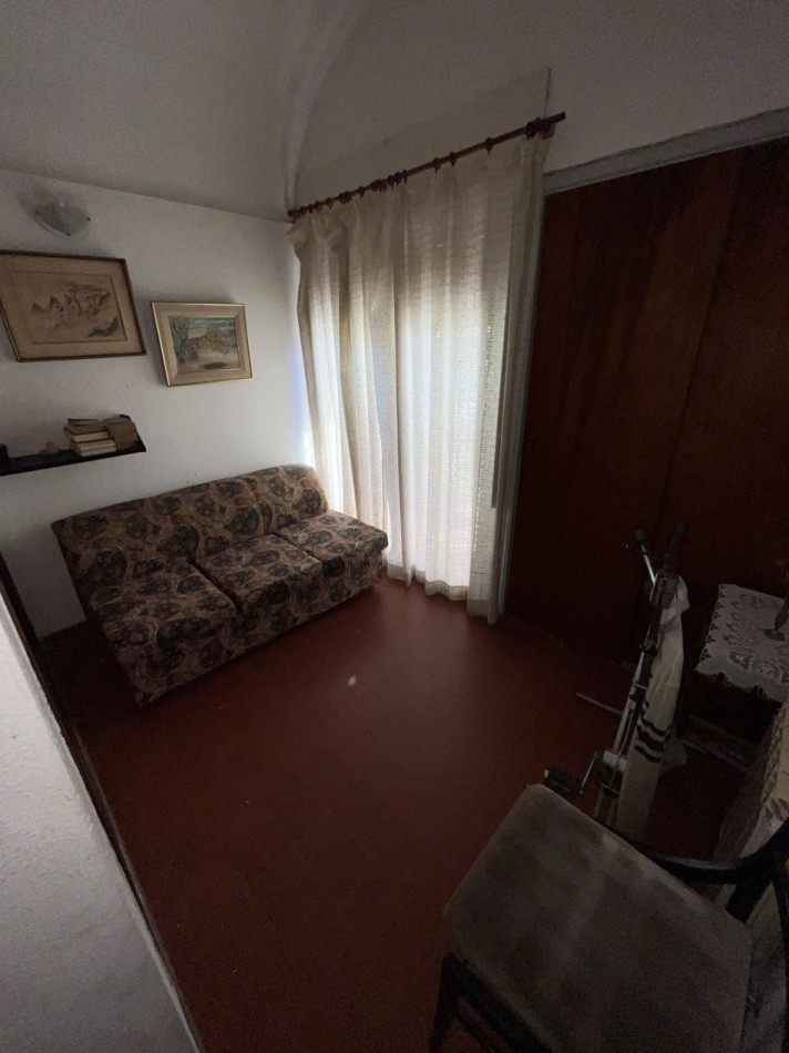 Casa 3 ambientes - Calle Chaco N° 6 Esq. Entre Rios - V60