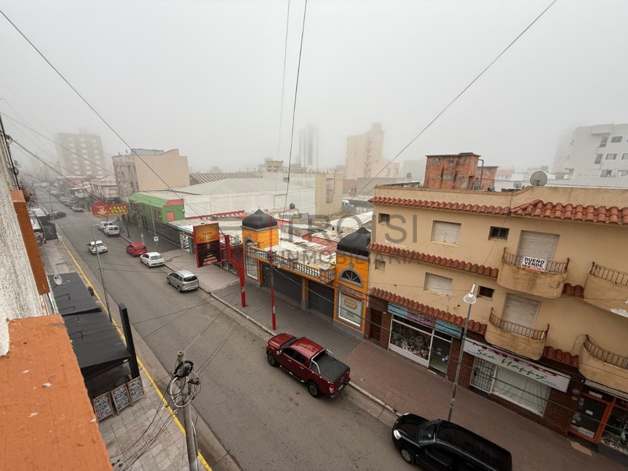 V74 - MONOAMBIENTE - CALLE 2 ESQ. 32