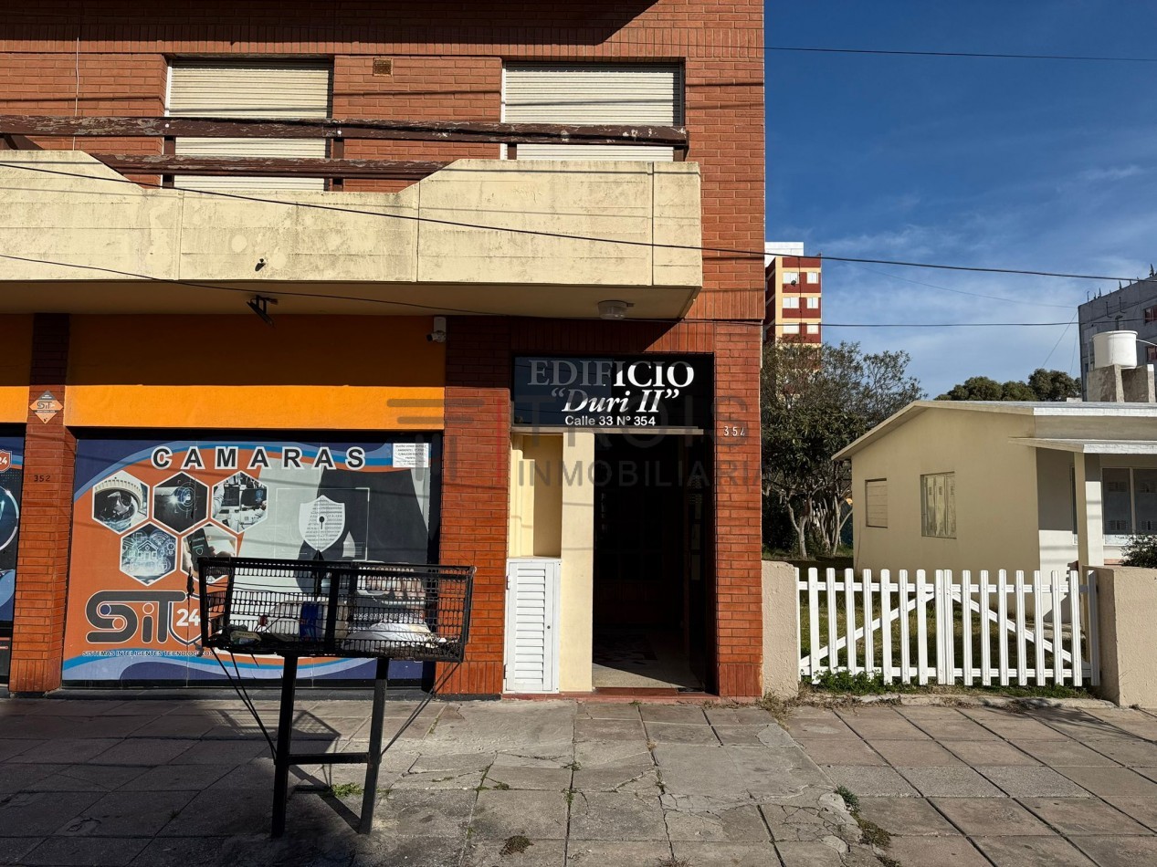 V68 - Depto. 2 ambientes - Calle 33 e/ 3 y 4
