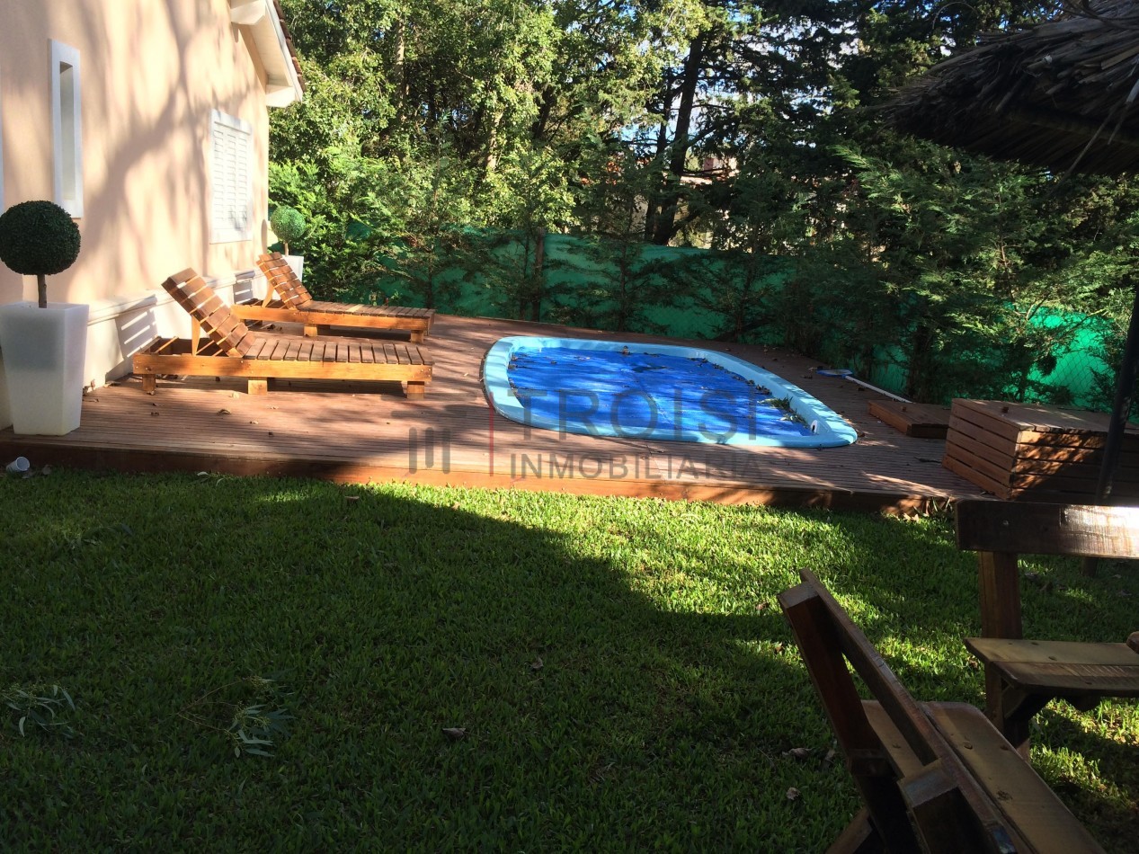 Duplex 4 ambientes - Calle Mendoza 582, Barrio Santa Teresita sobre el Monte - Mendoza 