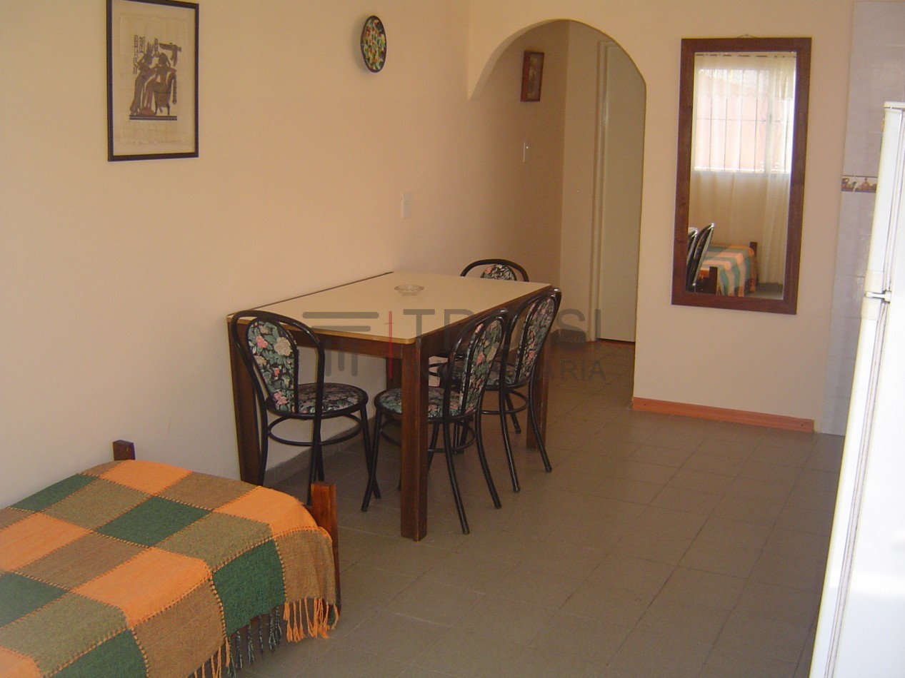 V1 - Chalet 3 ambientes + Depto 2 ambientes - Calle 2 e/ 45 y 46