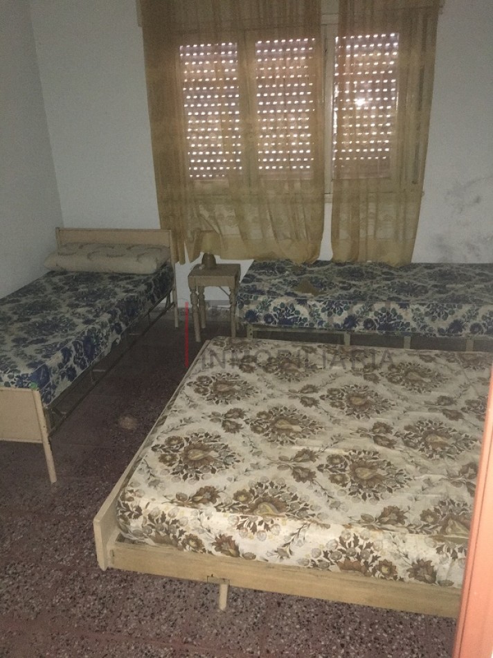2 Chalets de 2 ambientes - Calle 28 e/5 y 6 - V44