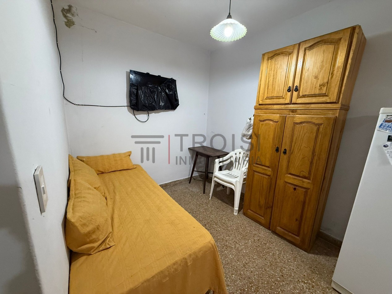 V64 - Depto. 3 ambientes - Calle 33 e/5 y 6