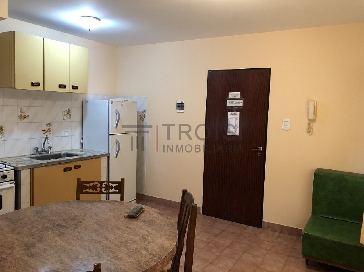 419 - Depto. 2 Amb - Av. 41 e/6 y 7 