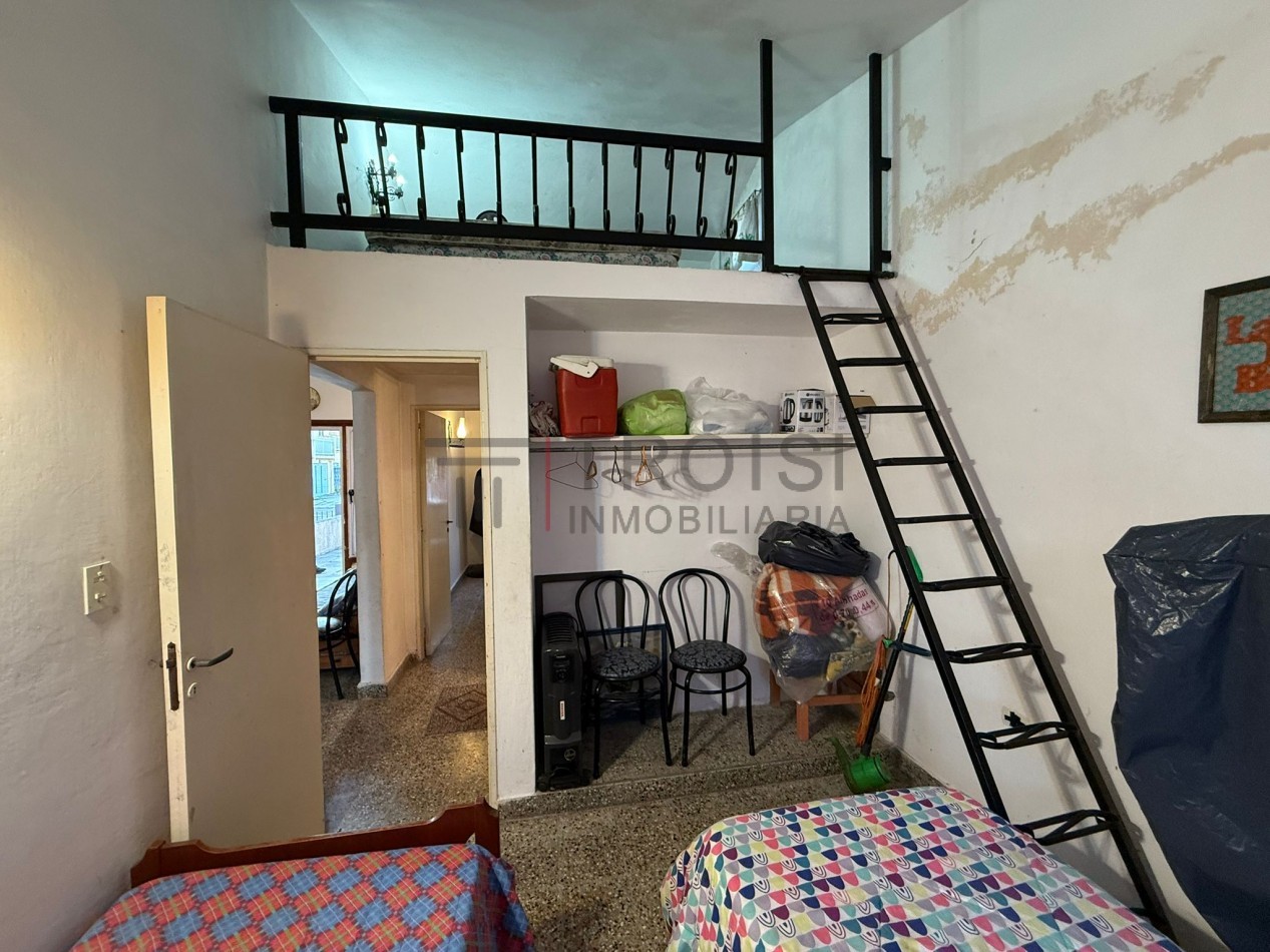 V42 - Chalet 3 ambientes - Calle 35 e/ 7 y 8