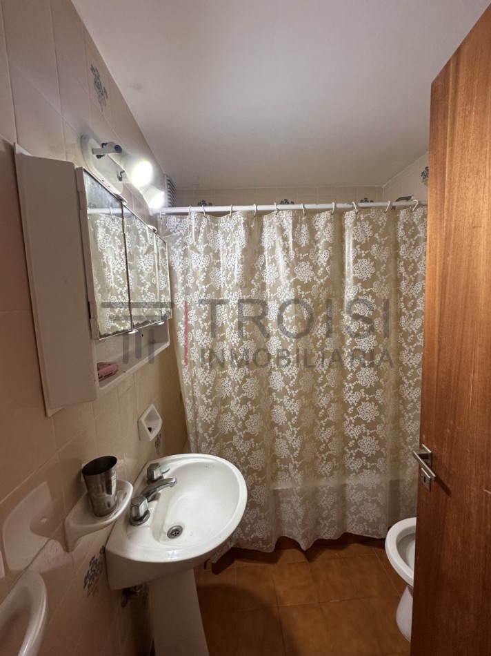 V47 - Departamento - 2 Ambientes - Diagonal 18 N°1350 entre 40 y 41 - 6° Piso - Santa Teresita