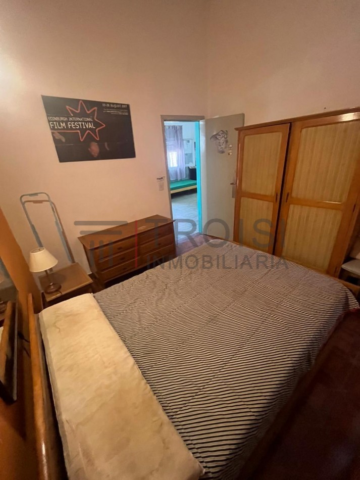Chalet 4 ambientes - Calle 6 e/29 y 30 - V24