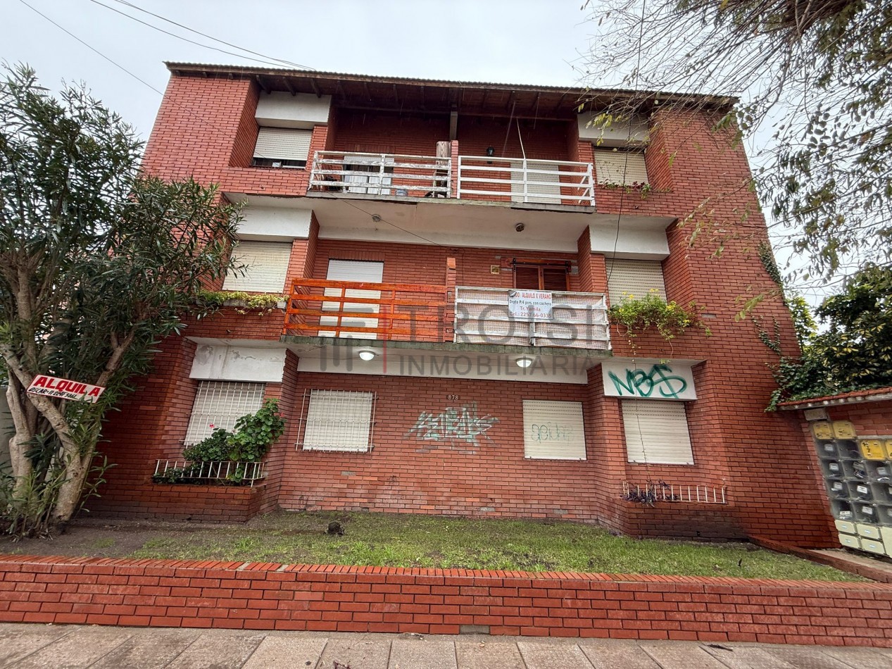 V39 - Depto. 2 ambientes - Calle 5 e/35 y 36