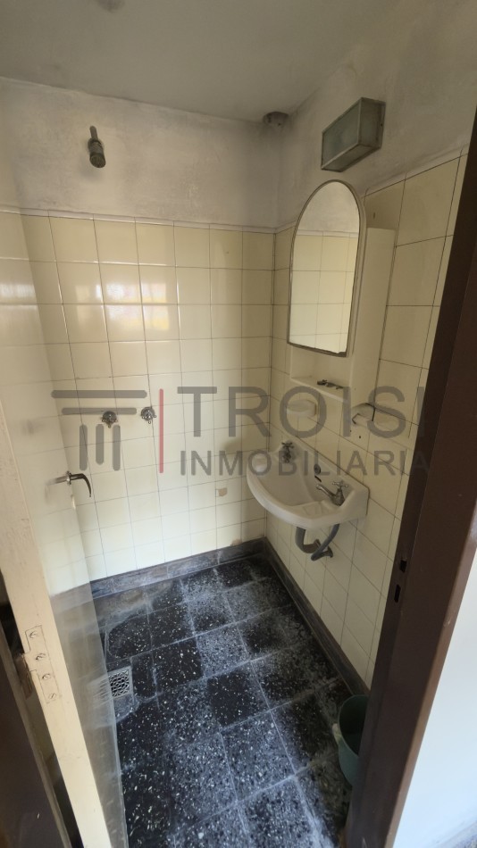 V59A - Depto. 2 ambientes - Calle 36 e/2 y 3 