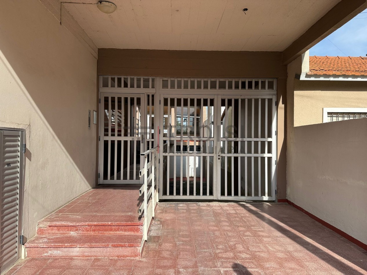 V15 - Depto. 2 ambientes - Calle 43 e/ 2 y 3