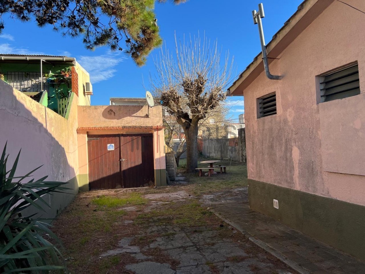 V24 - Chalet 3 dormitorios con Garage - Calle 34 e/ 4 y 5
