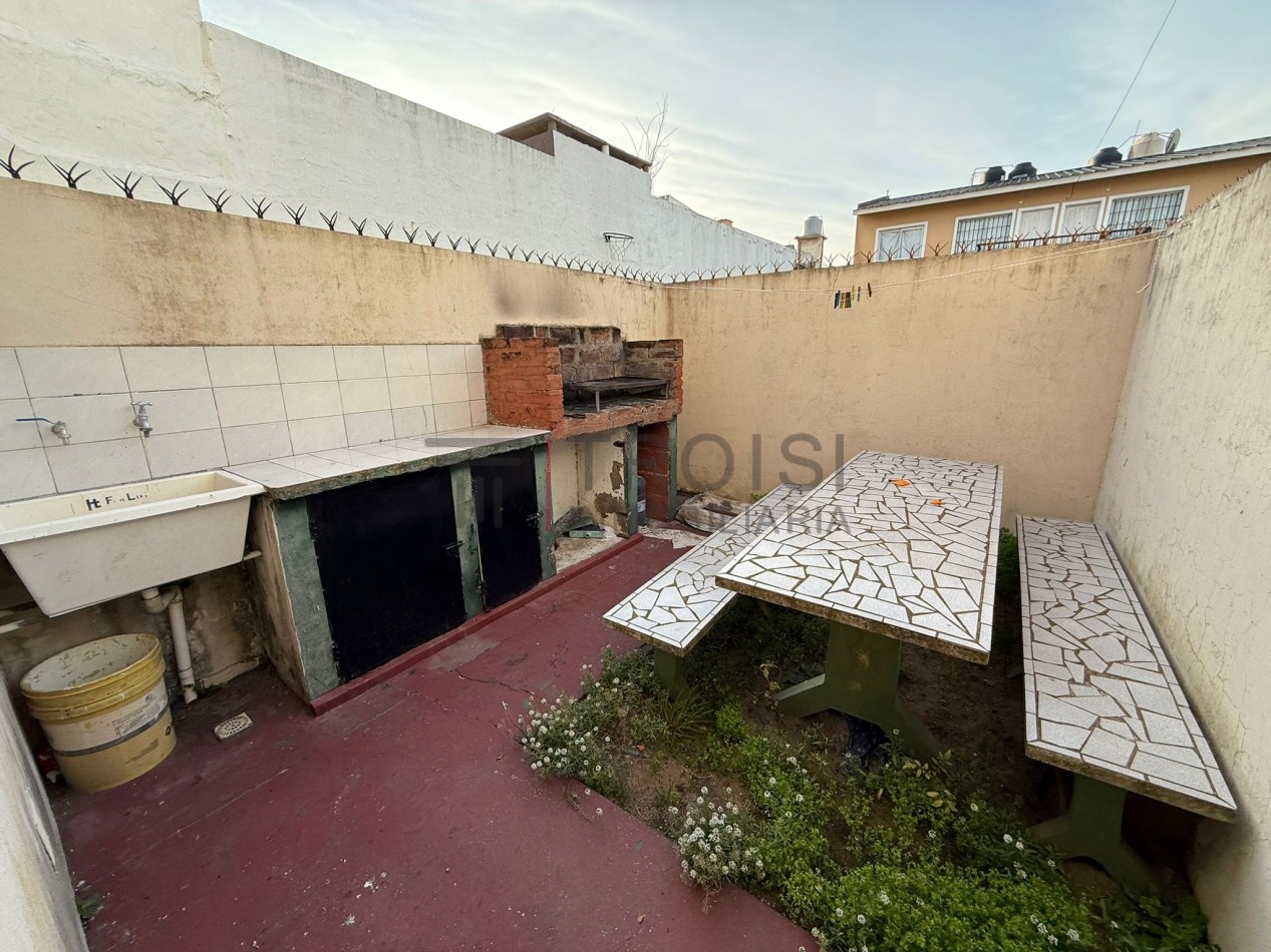 A29 - Duplex 4 ambientes - Calle 36 e/4 y 5