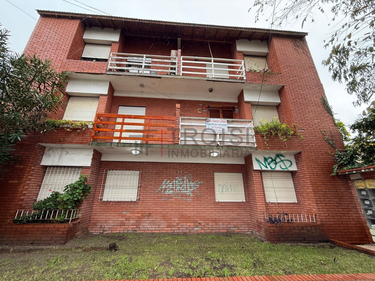 V39 - Depto. 2 ambientes - Calle 5 e/35 y 36