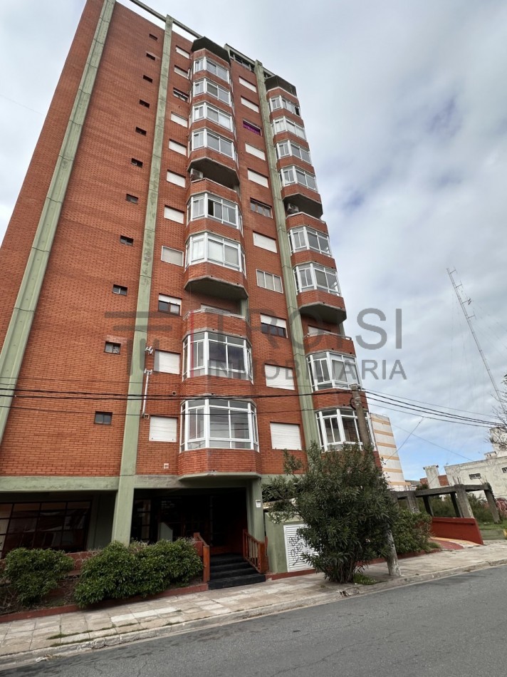 V47 - Departamento - 2 Ambientes - Diagonal 18 N°1350 entre 40 y 41 - 6° Piso - Santa Teresita