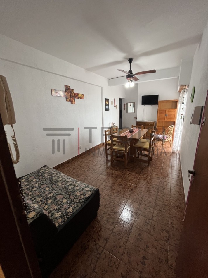 Depto. 3 ambientes - Calle 2 e/35 y 36 - V67