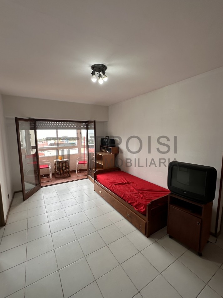 V47 - Departamento - 2 Ambientes - Diagonal 18 N°1350 entre 40 y 41 - 6° Piso - Santa Teresita