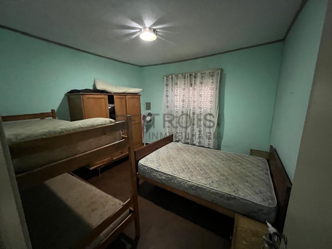 V24 - Chalet 3 dormitorios con Garage - Calle 34 e/ 4 y 5