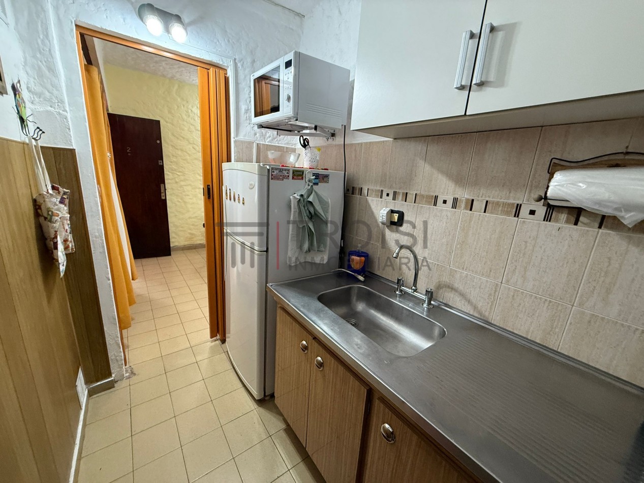 V39 - Depto. 2 ambientes - Calle 5 e/35 y 36