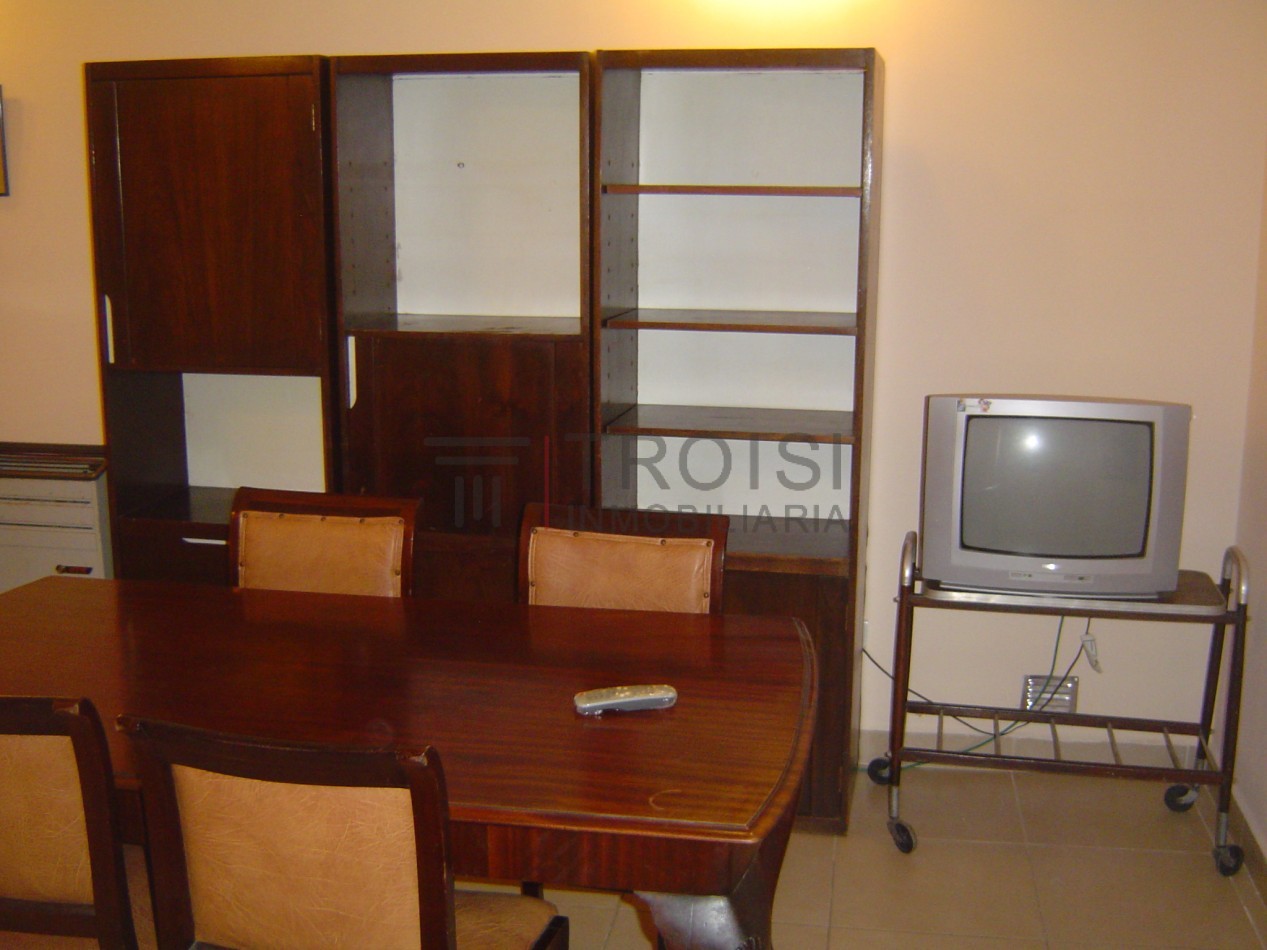 V1 - Chalet 3 ambientes + Depto 2 ambientes - Calle 2 e/ 45 y 46