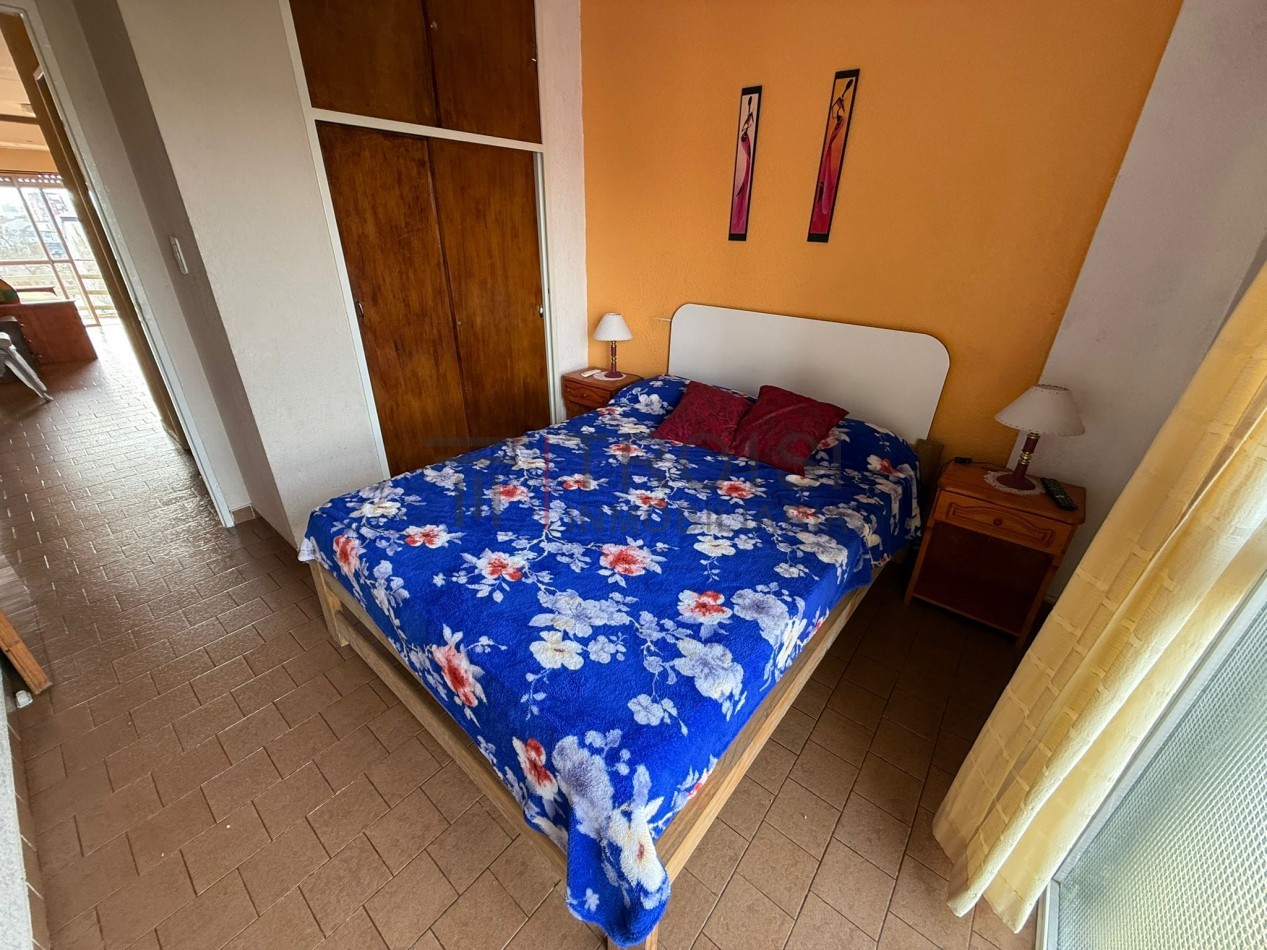 V15 - Depto. 2 ambientes - Calle 43 e/ 2 y 3