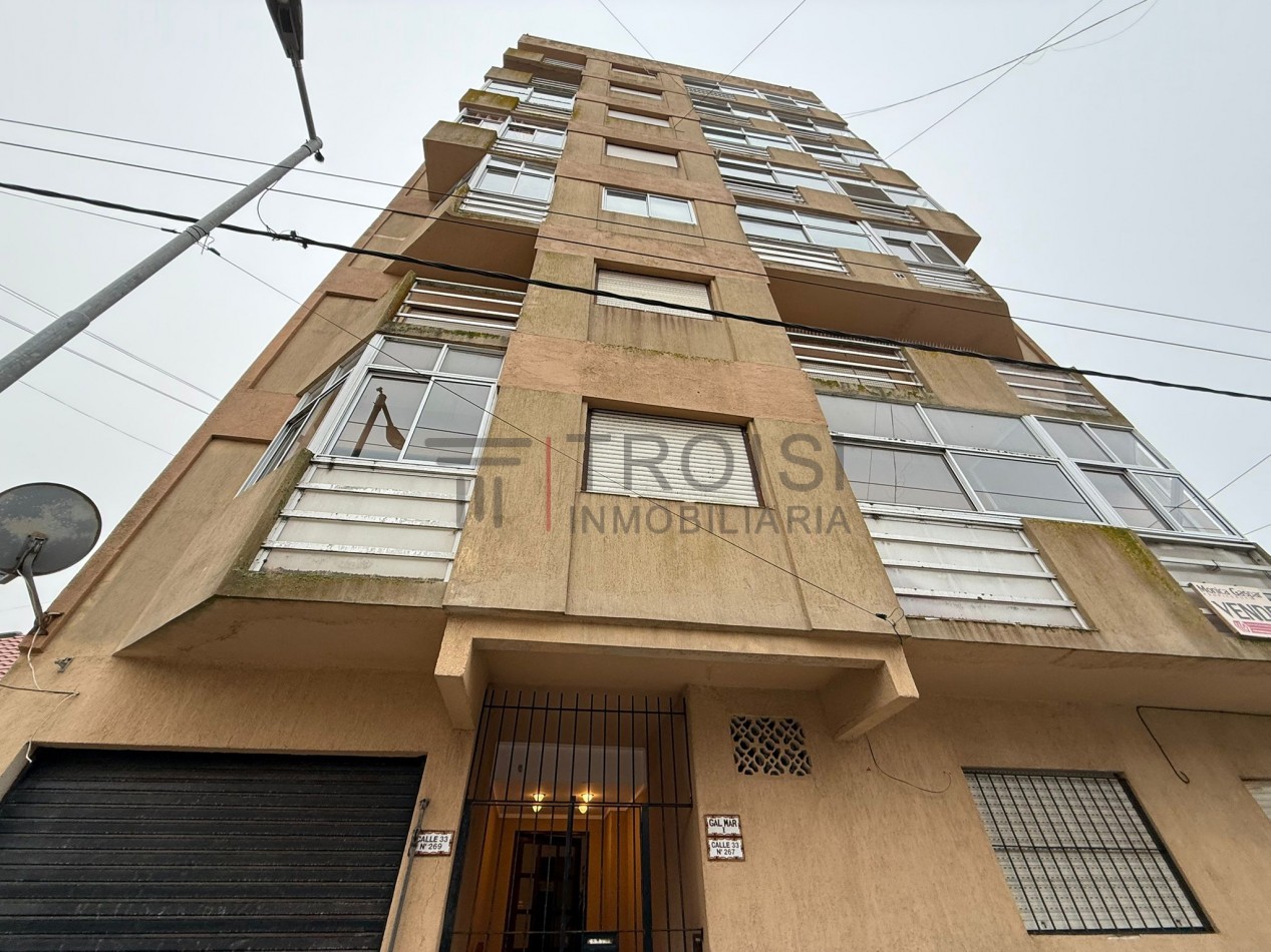 V52 - Depto. 2 ambientes - Calle 33 e/2 y 3