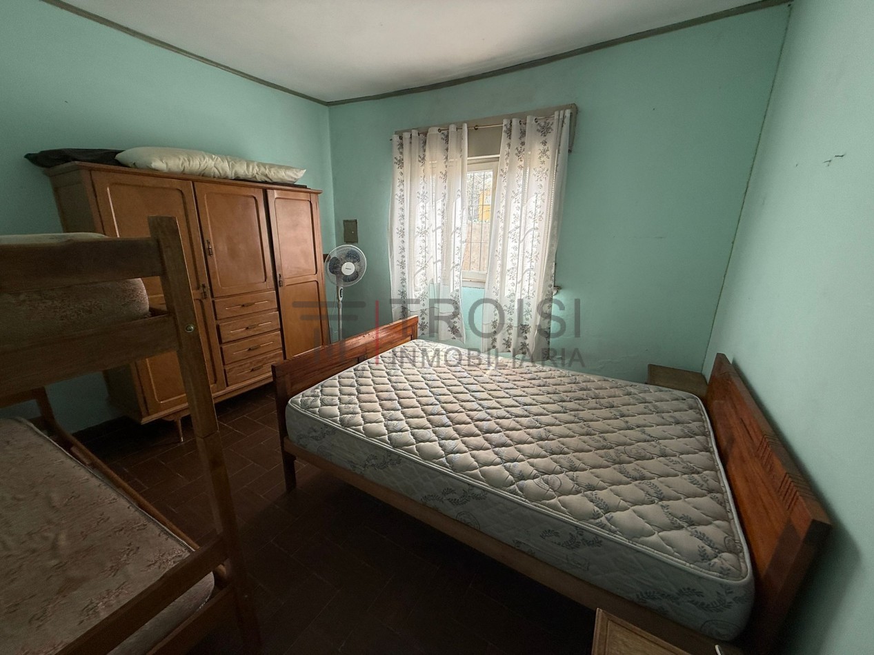 V24 - Chalet 3 dormitorios con Garage - Calle 34 e/ 4 y 5