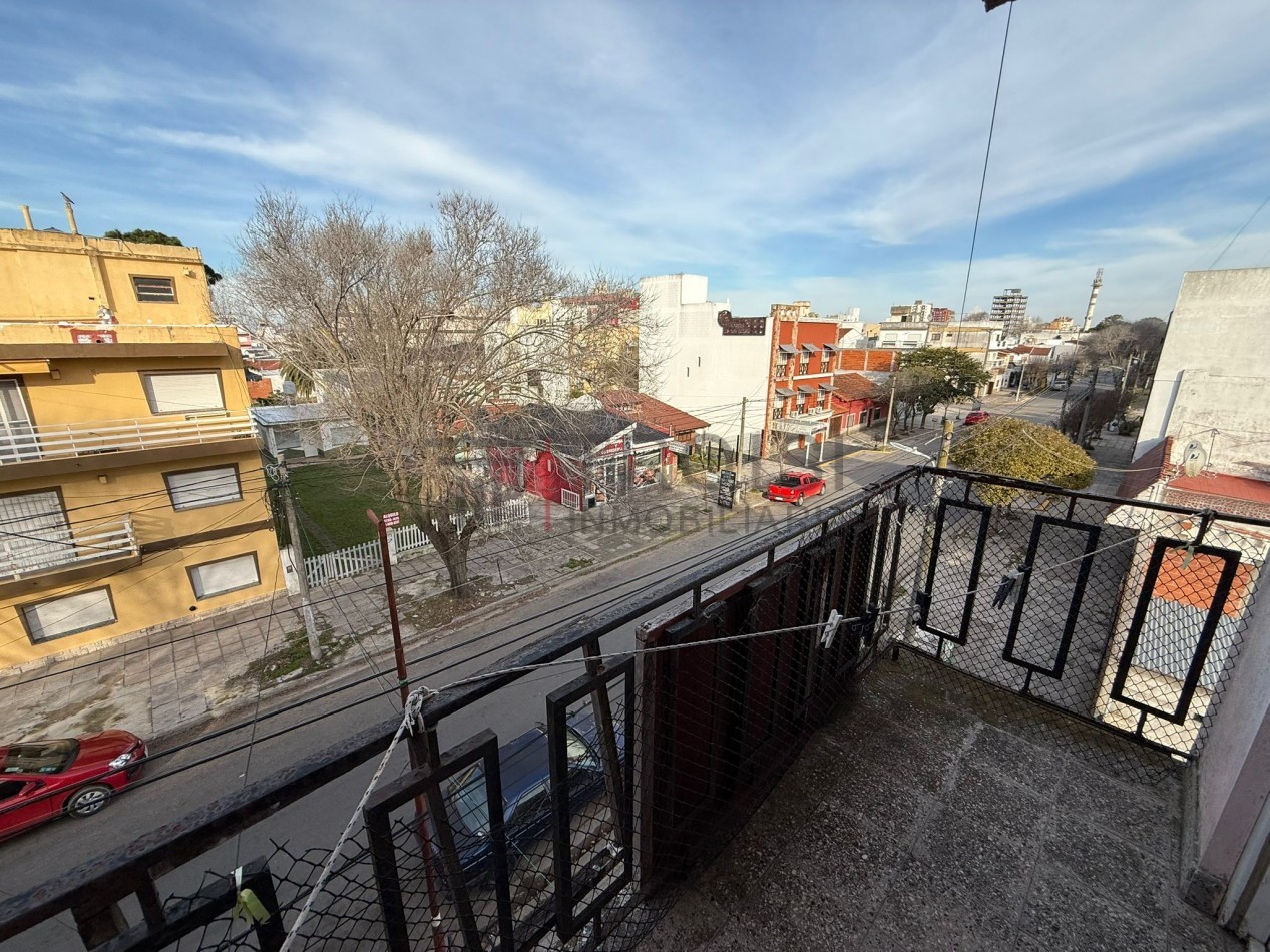 V8 - Depto. 2 ambientes - Calle 4 e/ 34 y 35