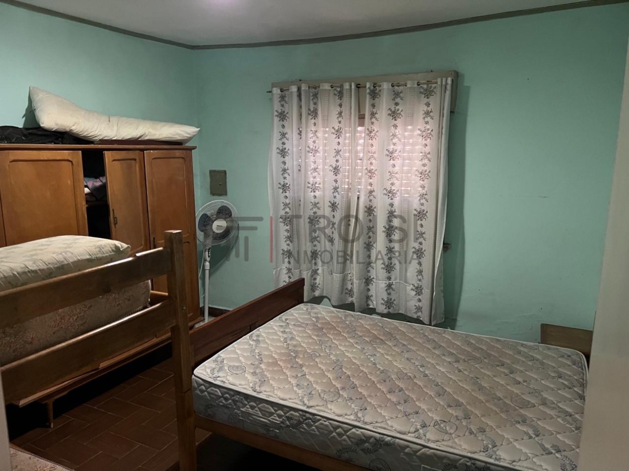 V24 - Chalet 3 dormitorios con Garage - Calle 34 e/ 4 y 5