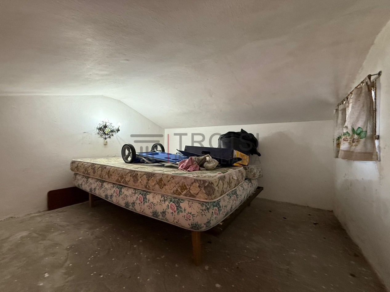 V42 - Chalet 3 ambientes - Calle 35 e/ 7 y 8